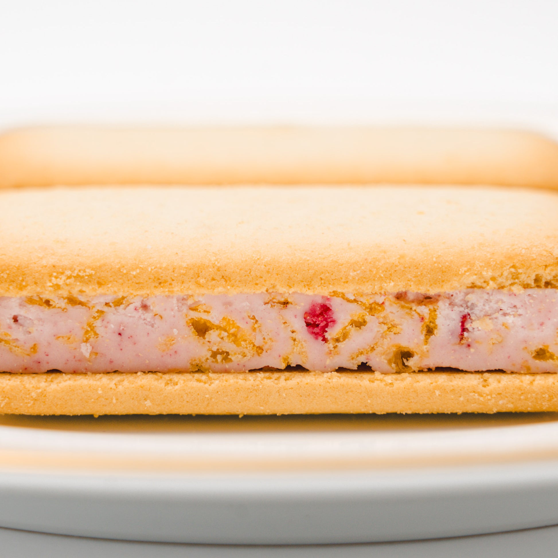 風美庵 COBACO 苺のワルツあまおうバターサンド ２P | こととやオンライン